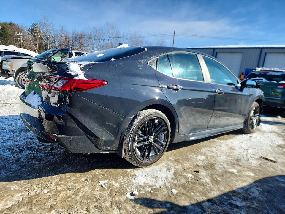 Photo 3 from auction – 2025 TOYOTA CAMRY with VIN 4T1DAACK7SU138661