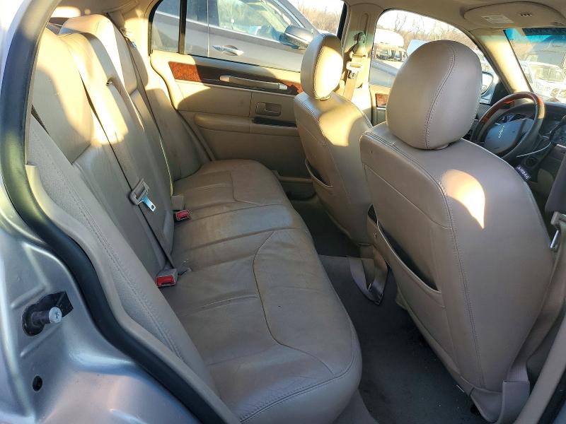 Photo 10 from auction – 2007 LINCOLN TOWN CAR S with VIN 1LNHM82V67Y617022