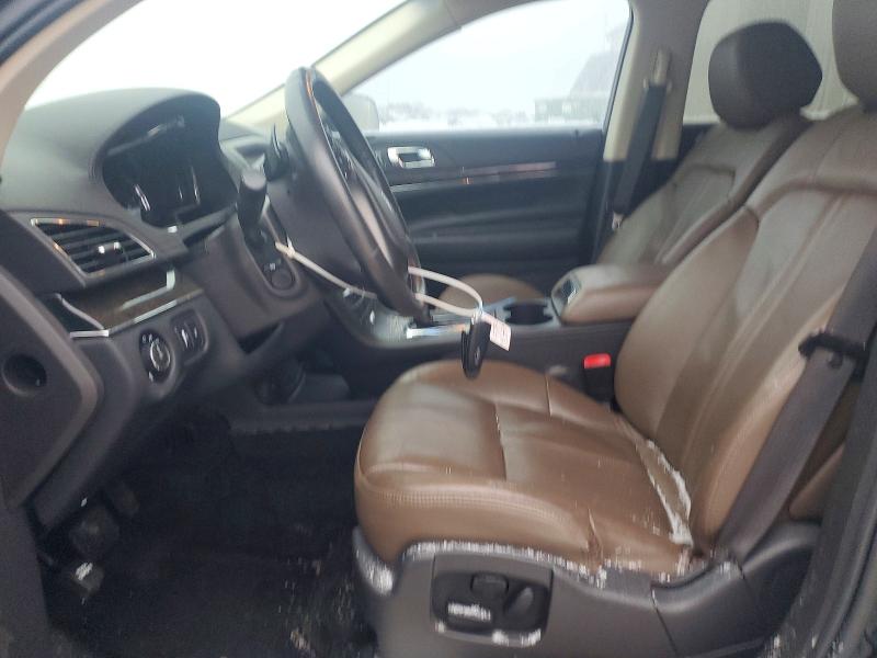 Photo 7 from auction – 2016 LINCOLN MKT with VIN 2LMHJ5AT3GBL02221