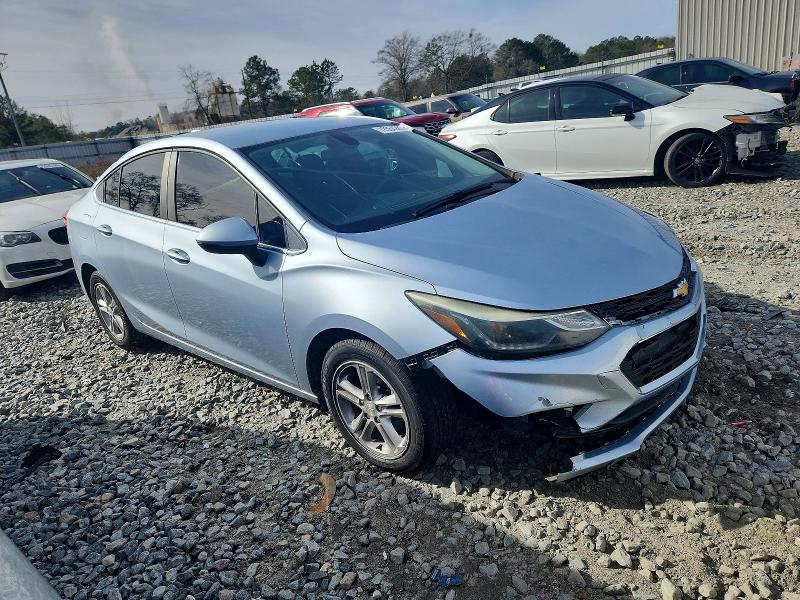 Photo 4 from auction – 2018 CHEVROLET CRUZE LT with VIN 1G1BE5SM4J7107819