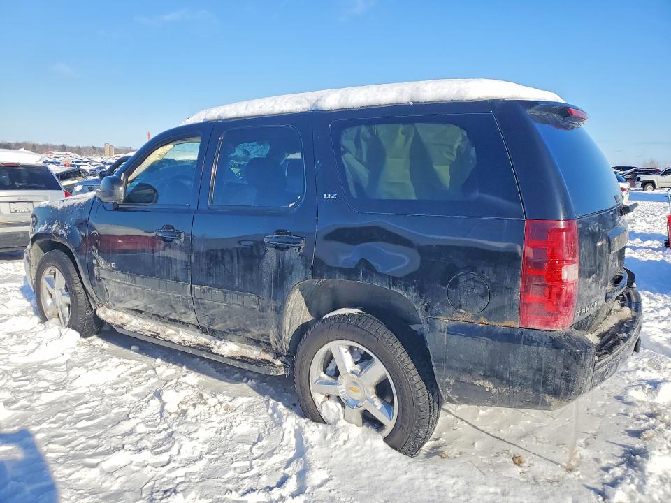 Photo 2 from auction – 2007 CHEVROLET TAHOE with VIN 1GNFK13077R125631