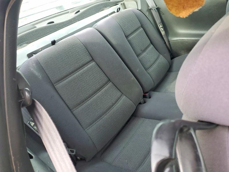 Photo 10 from auction – 2002 FORD MUSTANG with VIN 1FAFP404X2F223040
