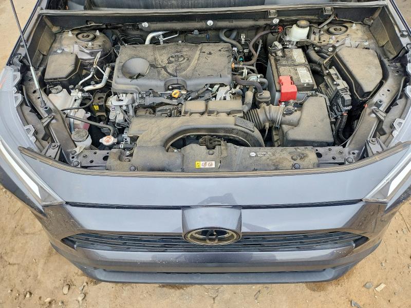 Photo 11 from auction – 2021 TOYOTA RAV4 with VIN 2T3W1RFV2MC132257