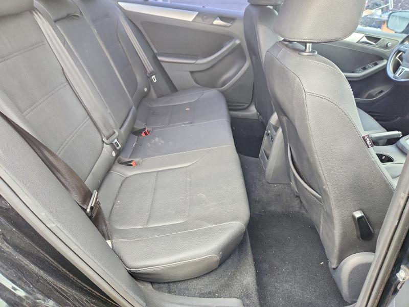 Photo 10 from auction – 2013 VOLKSWAGEN JETTA with VIN 3VWDX7AJ2DM350467