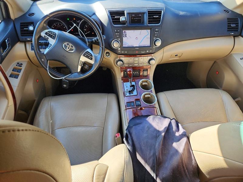 Photo 8 from auction – 2012 TOYOTA HIGHLANDER with VIN 5TDYK3EH0CS064652
