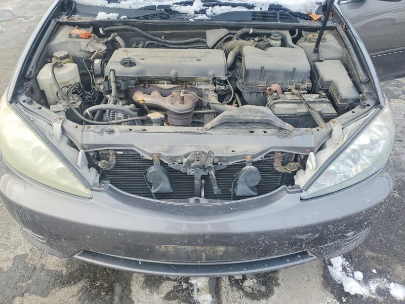 Photo 11 from auction – 2006 TOYOTA CAMRY with VIN 4T1BE32K26U719077