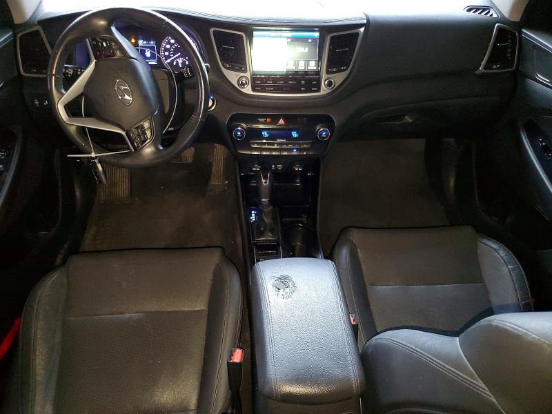 Photo 8 from auction – 2017 HYUNDAI TUCSON with VIN KM8J33A4XHU394590