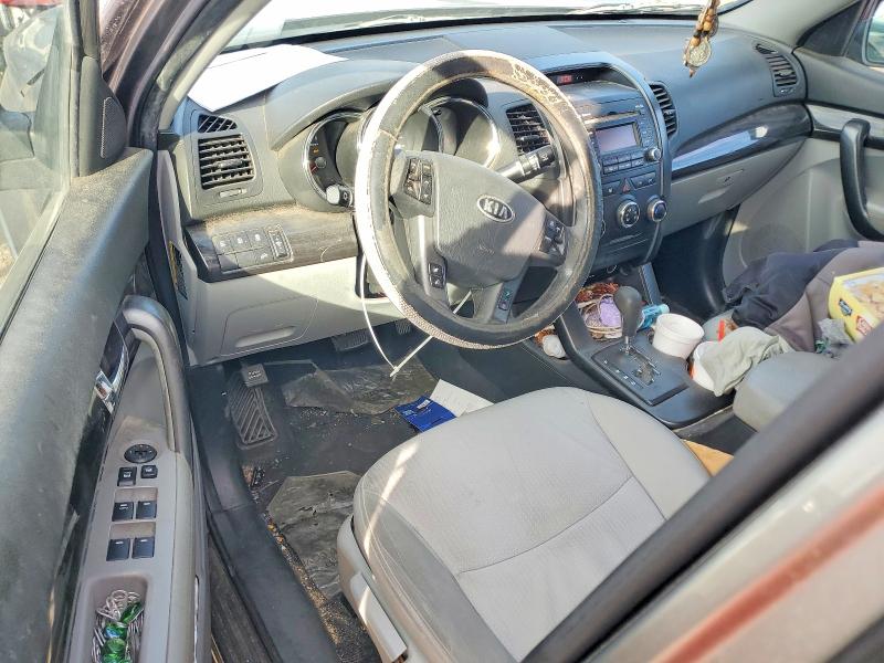 Photo 8 from auction – 2012 KIA SORENTO with VIN 5XYKT4A25CG242594