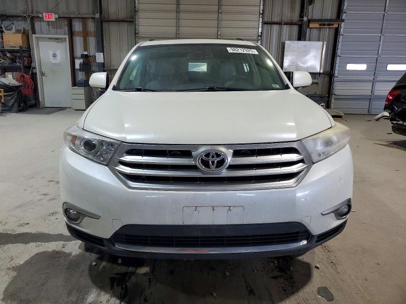 Photo 5 from auction – 2012 TOYOTA HIGHLANDER with VIN 5TDDK3EH9CS098149