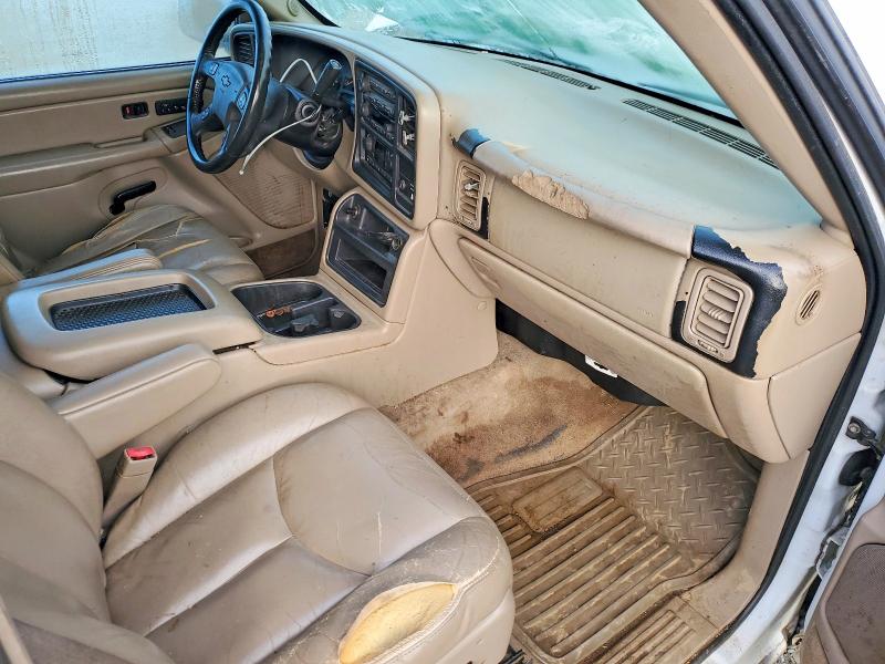Photo 8 from auction – 2004 CHEVROLET SILVERADO with VIN 2GCEK19T441102639