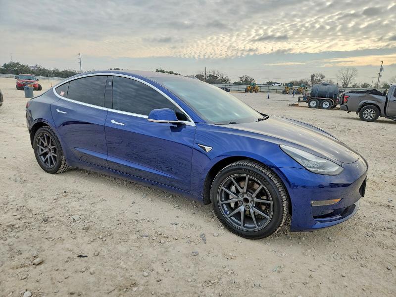 Photo 4 from auction – 2018 TESLA MODEL 3 with VIN 5YJ3E1EA1JF154306