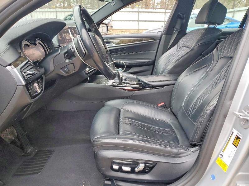 Photo 7 from auction – 2017 BMW 540 I with VIN WBAJE5C3XHG917035