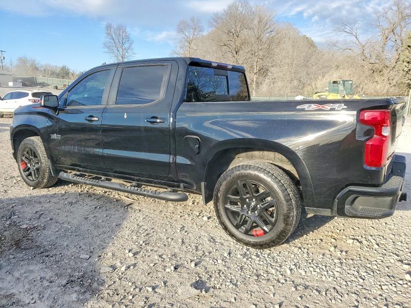 Photo 2 from auction – 2021 CHEVROLET SILVERADO with VIN 1GCUYEED1MZ291368
