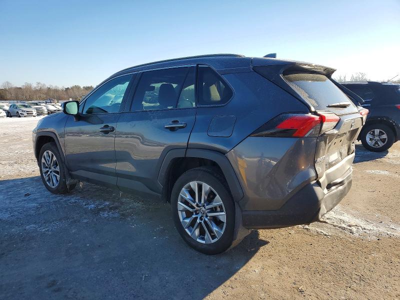 Photo 2 from auction – 2023 TOYOTA RAV4 XLE P with VIN 2T3A1RFV0PC353600