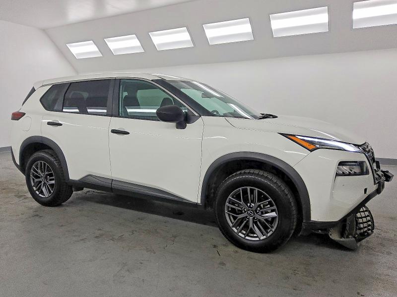Photo 4 from auction – 2023 NISSAN ROGUE S with VIN 5N1BT3AB0PC945987