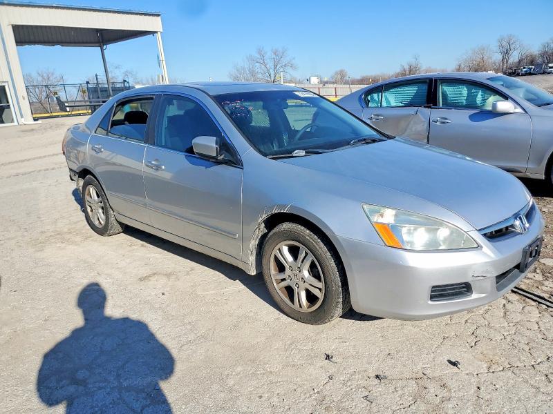 Photo 4 from auction – 2007 HONDA ACCORD with VIN 1HGCM56797A175307