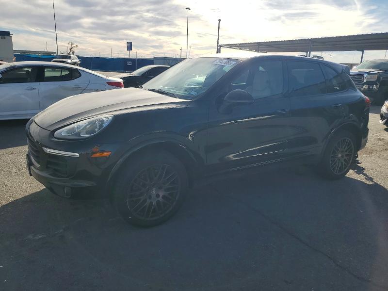 PORSCHE CAYENNE 2017 with VIN WP1AA2A22HKA91042 - Photo from auction