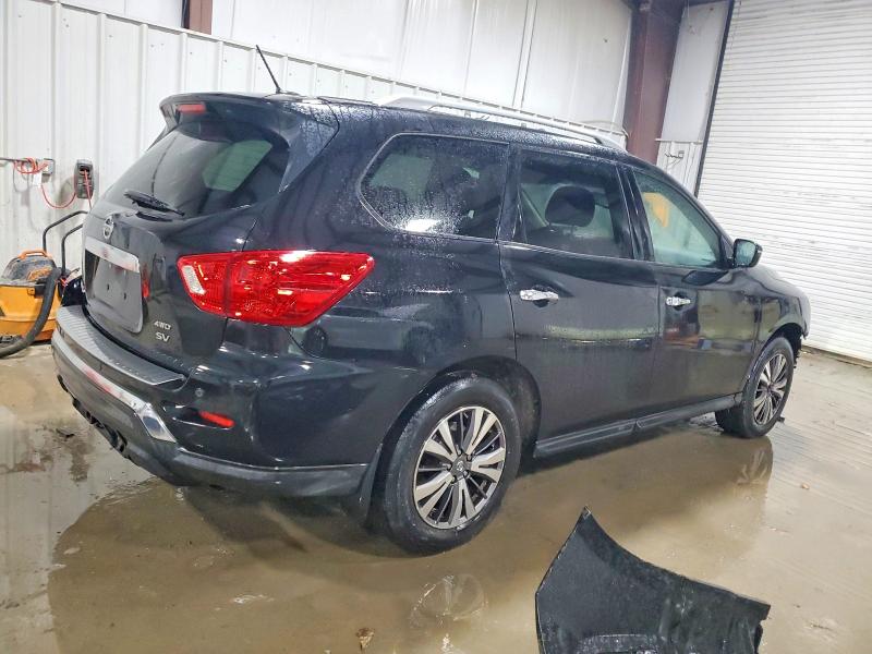 Photo 3 from auction – 2017 NISSAN PATHFINDER with VIN 5N1DR2MM5HC684971