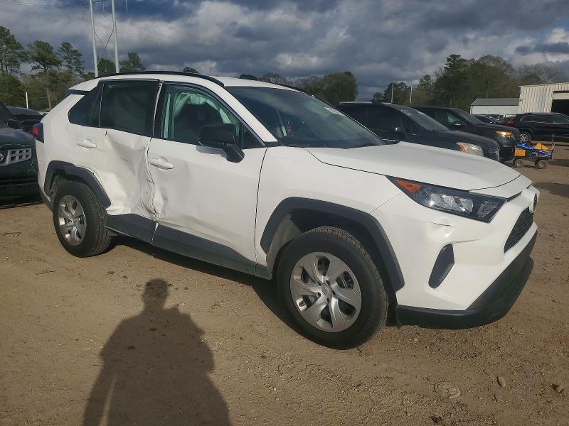 Photo 4 from auction – 2021 TOYOTA RAV4 with VIN 2T3H1RFV2MC095901
