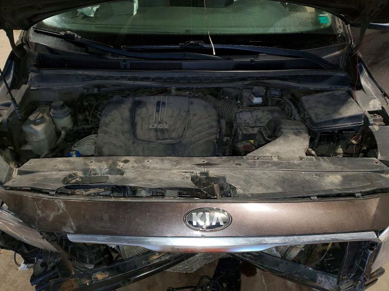 Photo 12 from auction – 2016 KIA SEDONA with VIN KNDMB5C11G6186944