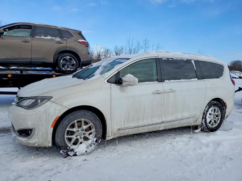 CHRYSLER PACIFICA T 2020 с VIN 2C4RC1BG3LR125910 - Фото с аукциона