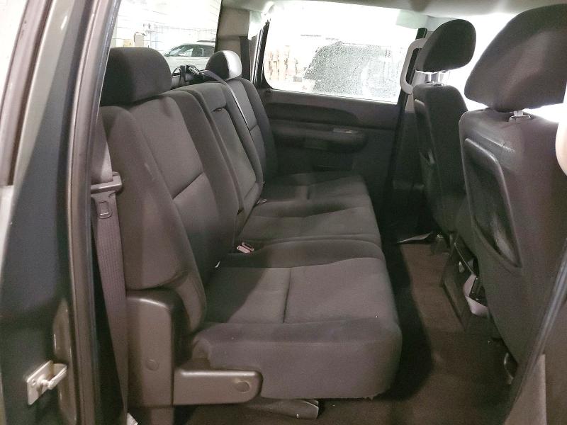 Photo 10 from auction – 2011 GMC SIERRA K15 with VIN 3GTP2VE33BG242739