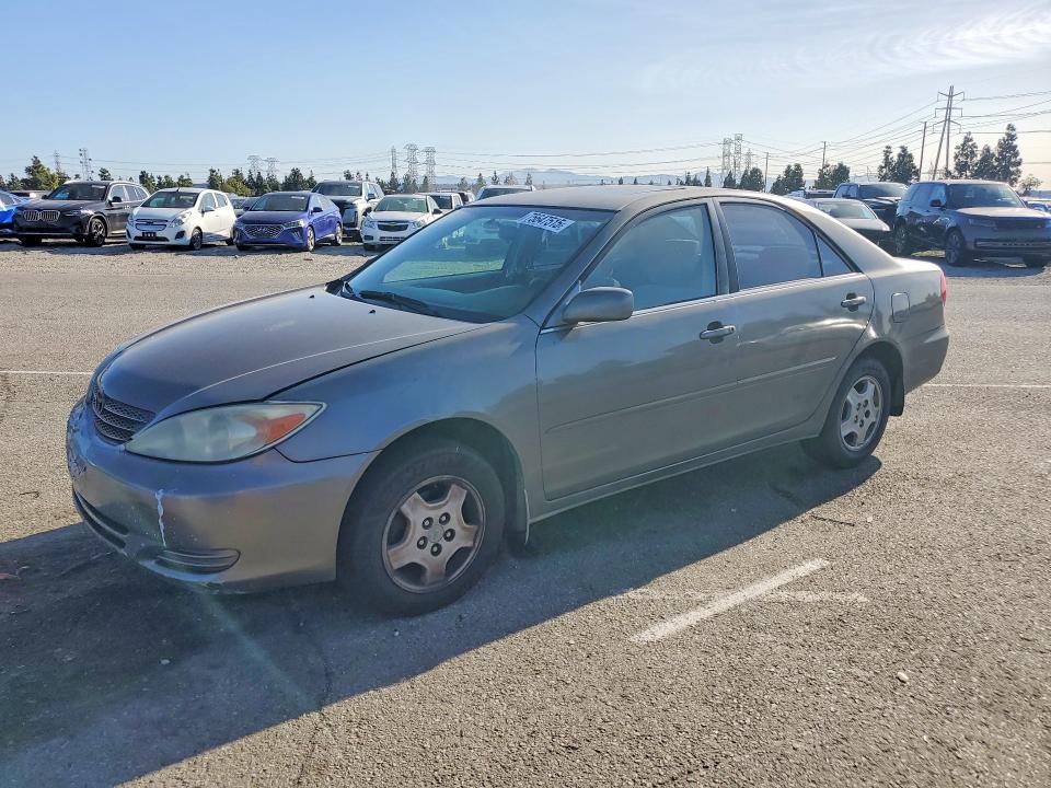 Photo 1 from auction – 2002 TOYOTA CAMRY LE with VIN JTDBE32K620103260
