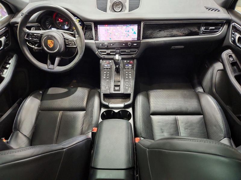 Photo 8 from auction – 2022 PORSCHE MACAN with VIN WP1AA2A57NLB10457