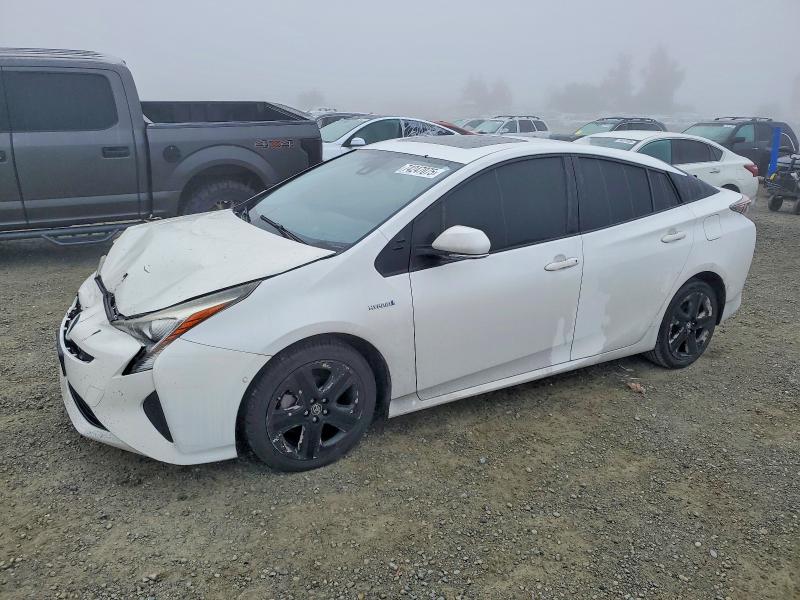 TOYOTA PRIUS 2018 with VIN JTDKARFU9J3058421 - Photo from auction