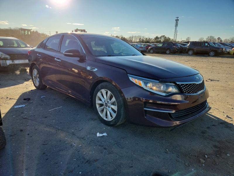 Photo 4 from auction – 2016 KIA OPTIMA EX with VIN 5XXGU4L39GG086885