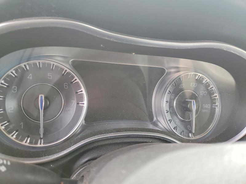 Photo 9 from auction – 2015 CHRYSLER 300 with VIN 2C3CCAAG7FH735881