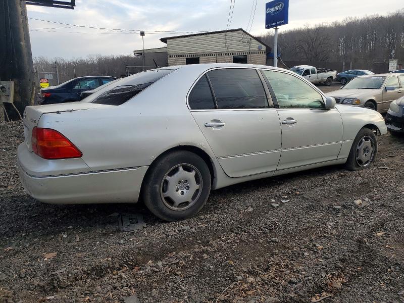 Photo 3 from auction – 2002 LEXUS LS 430 with VIN JTHBN30F220070293