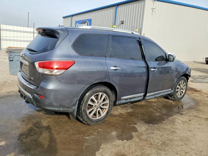 Photo 3 from auction – 2014 NISSAN PATHFINDER with VIN 5N1AR2MN3EC691537