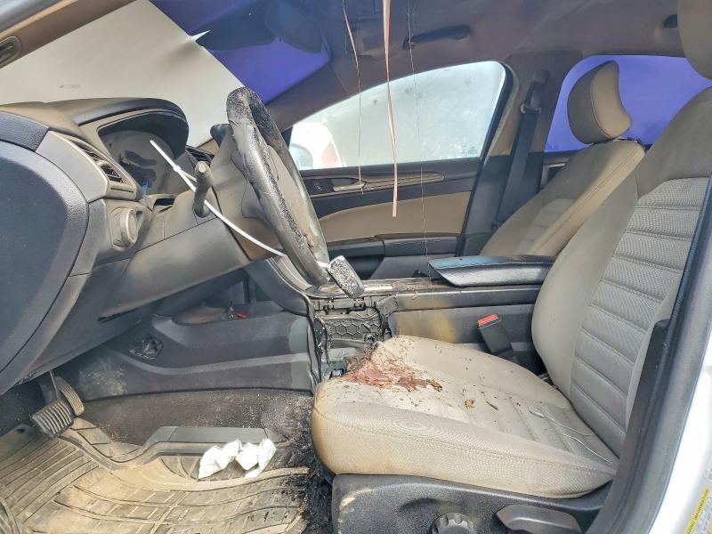 Photo 7 from auction – 2019 FORD FUSION with VIN 3FA6P0G72KR198467