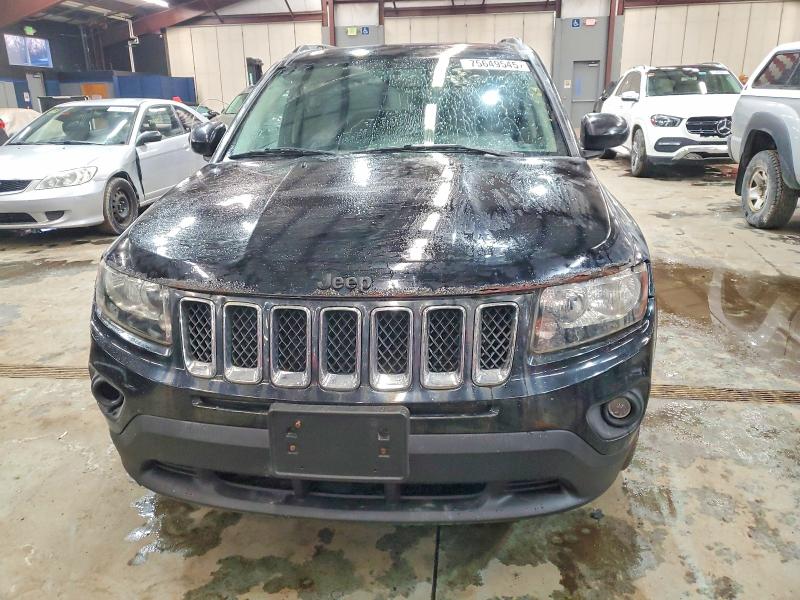 Photo 5 from auction – 2017 JEEP COMPASS with VIN 1C4NJDEB2HD170014