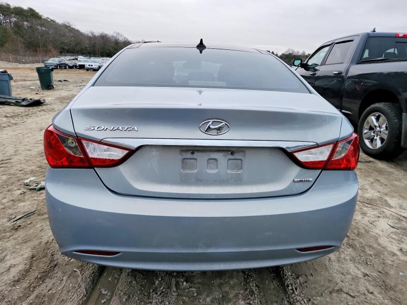 Photo 6 from auction – 2012 HYUNDAI SONATA SE with VIN 5NPEC4AC2CH358429