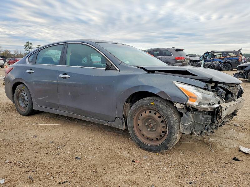 Photo 4 from auction – 2013 NISSAN ALTIMA 2.5 with VIN 1N4AL3AP1DN575828