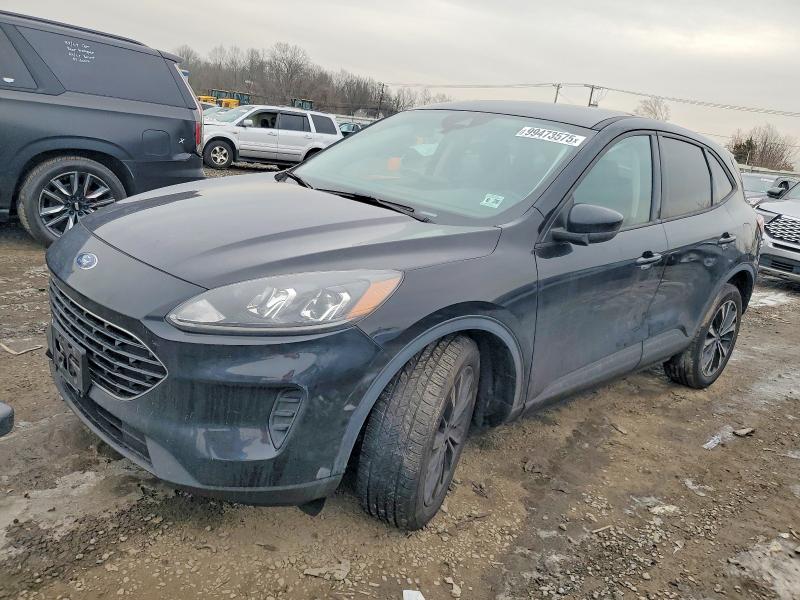 FORD ESCAPE SE 2021 with VIN 1FMCU9G62MUA20552 - Photo from auction