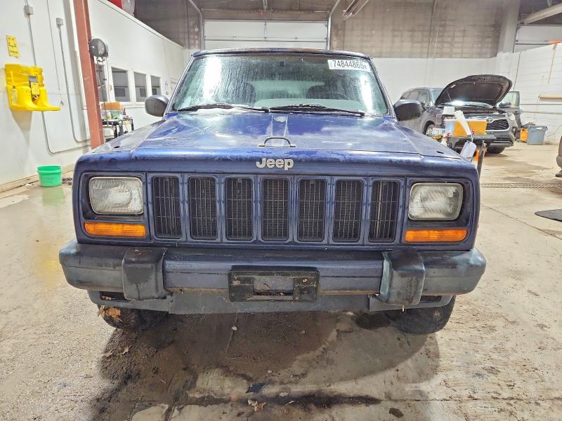 Photo 5 from auction – 2001 JEEP CHEROKEE S with VIN 1J4FF48S51L611707