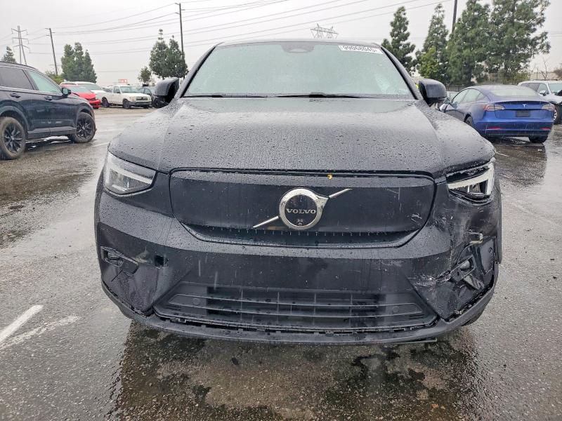 Photo 5 from auction – 2024 VOLVO C40 with VIN YV4ER3GL2R2104873