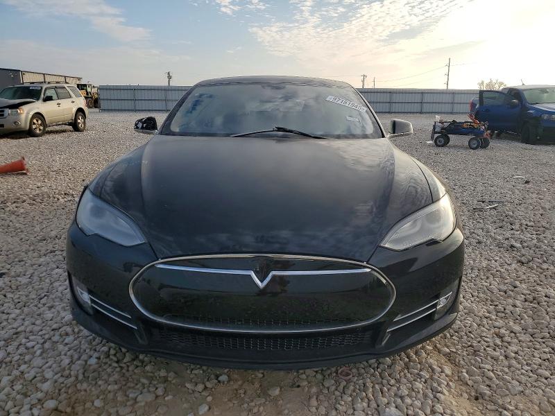 Photo 5 from auction – 2014 TESLA MODEL S with VIN 5YJSA1S14EFP41827