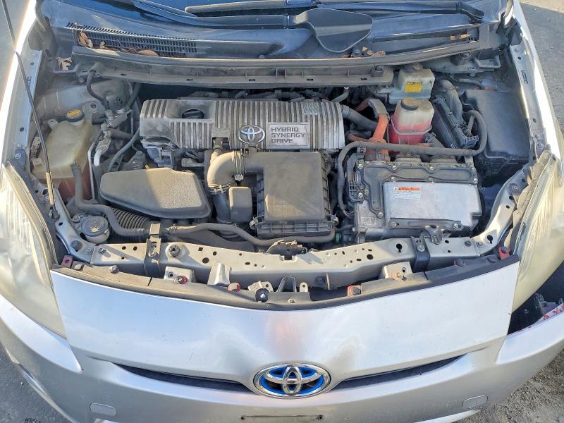 Photo 11 from auction – 2011 TOYOTA PRIUS with VIN JTDKN3DU3B0262817