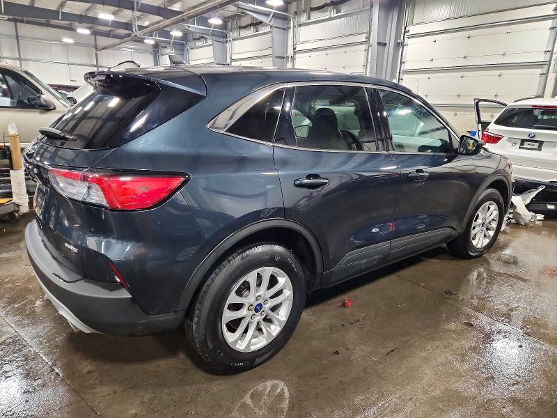 Photo 3 from auction – 2022 FORD ESCAPE with VIN 1FMCU9G68NUA86038
