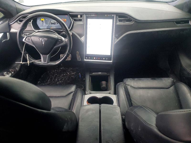 Photo 8 from auction – 2018 TESLA MODEL S with VIN 5YJSA1E47JF246022
