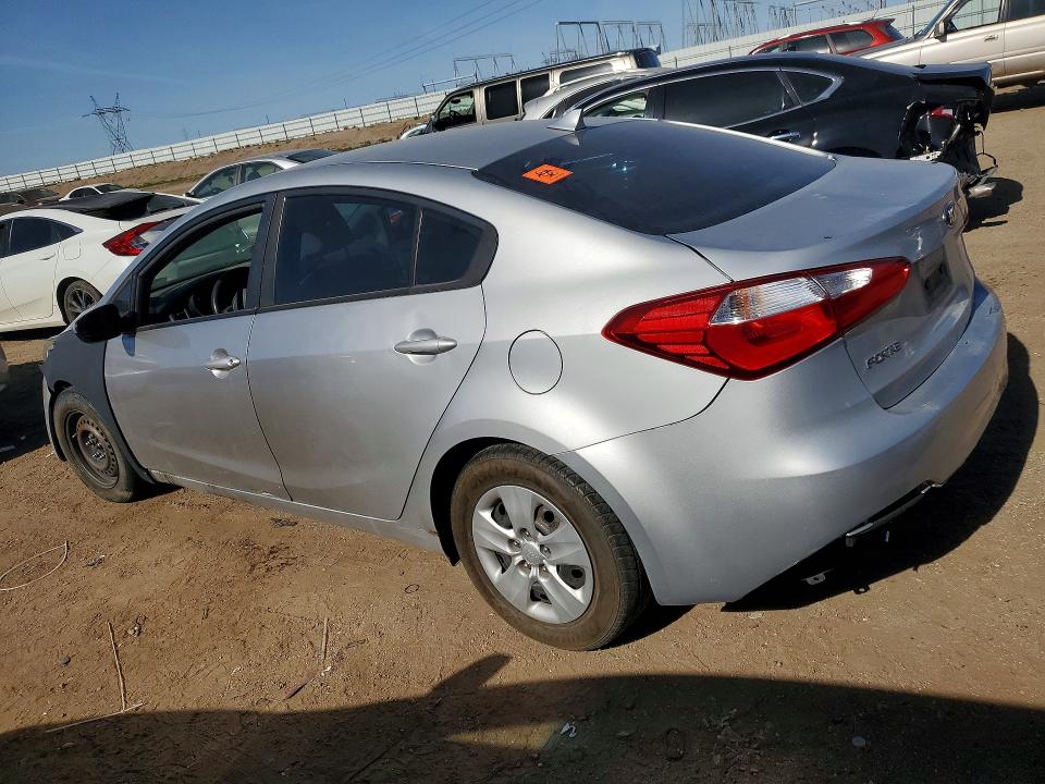 Photo 2 from auction – 2016 KIA FORTE with VIN KNAFK4A67G5544102