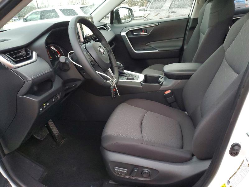 Photo 7 from auction – 2025 TOYOTA RAV4 XLE with VIN JTMP1RFV6SD116799