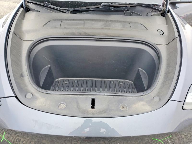 Photo 11 from auction – 2023 TESLA MODEL Y with VIN 7SAYGDEE3PF683191