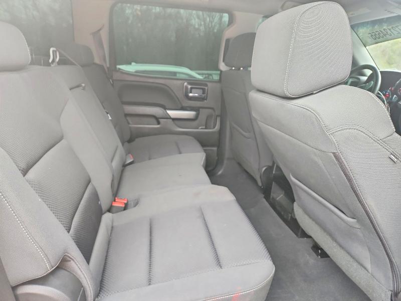 Photo 10 from auction – 2018 CHEVROLET SILVERADO with VIN 3GCUKREC9JG493757