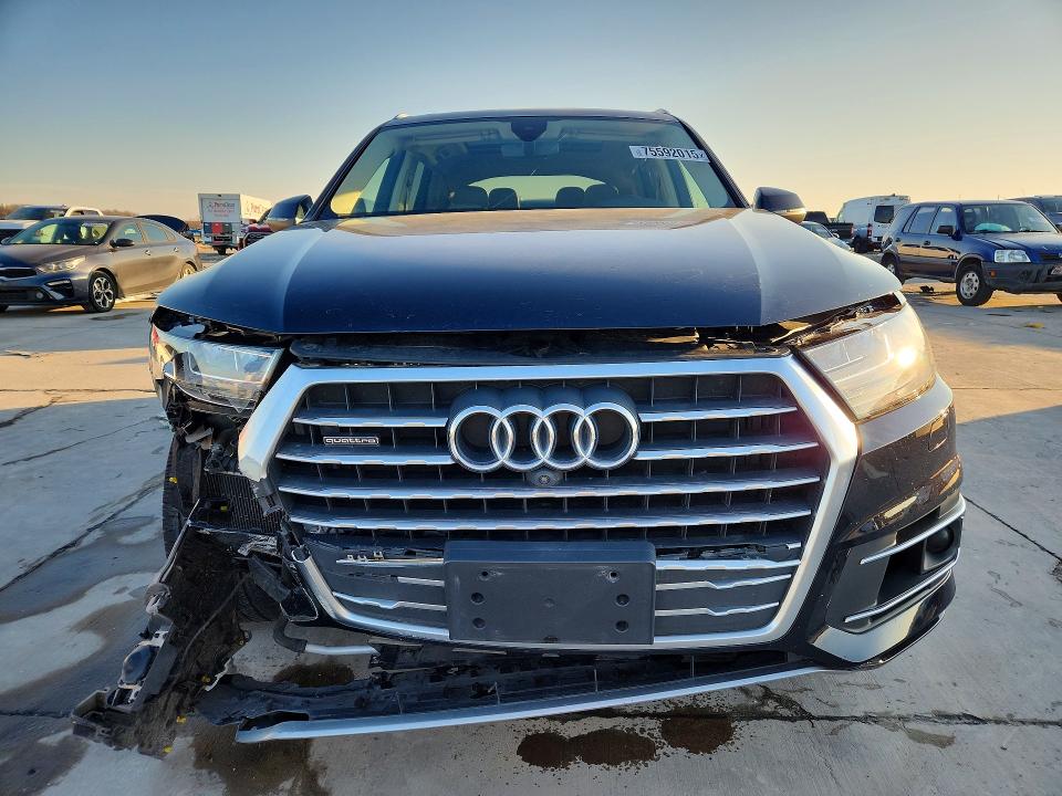 Photo 5 from auction – 2017 AUDI Q7 with VIN WA1LAAF79HD033503