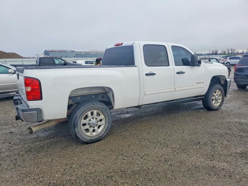 Photo 3 from auction – 2011 CHEVROLET SILVERADO with VIN 1GC1KXC83BF257243